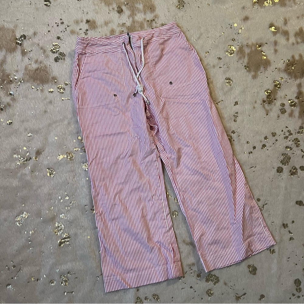 Chicos .5/ sz 6 Red White Stripped Capri Pant